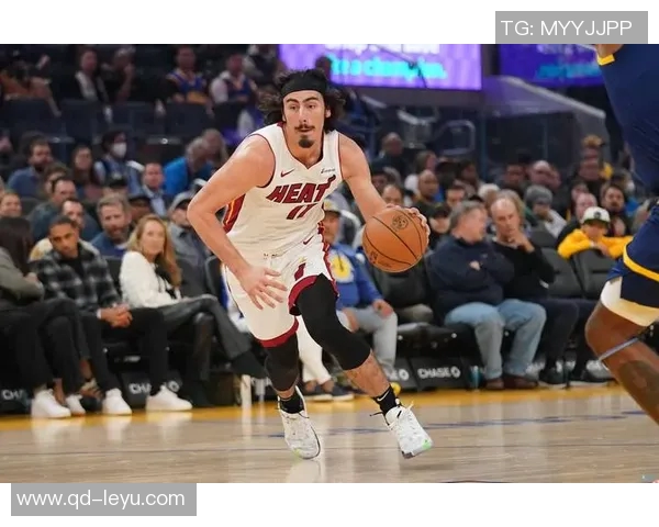 哈克斯全力以赴16投11中砍下31分8篮板4助攻却难救球队失利